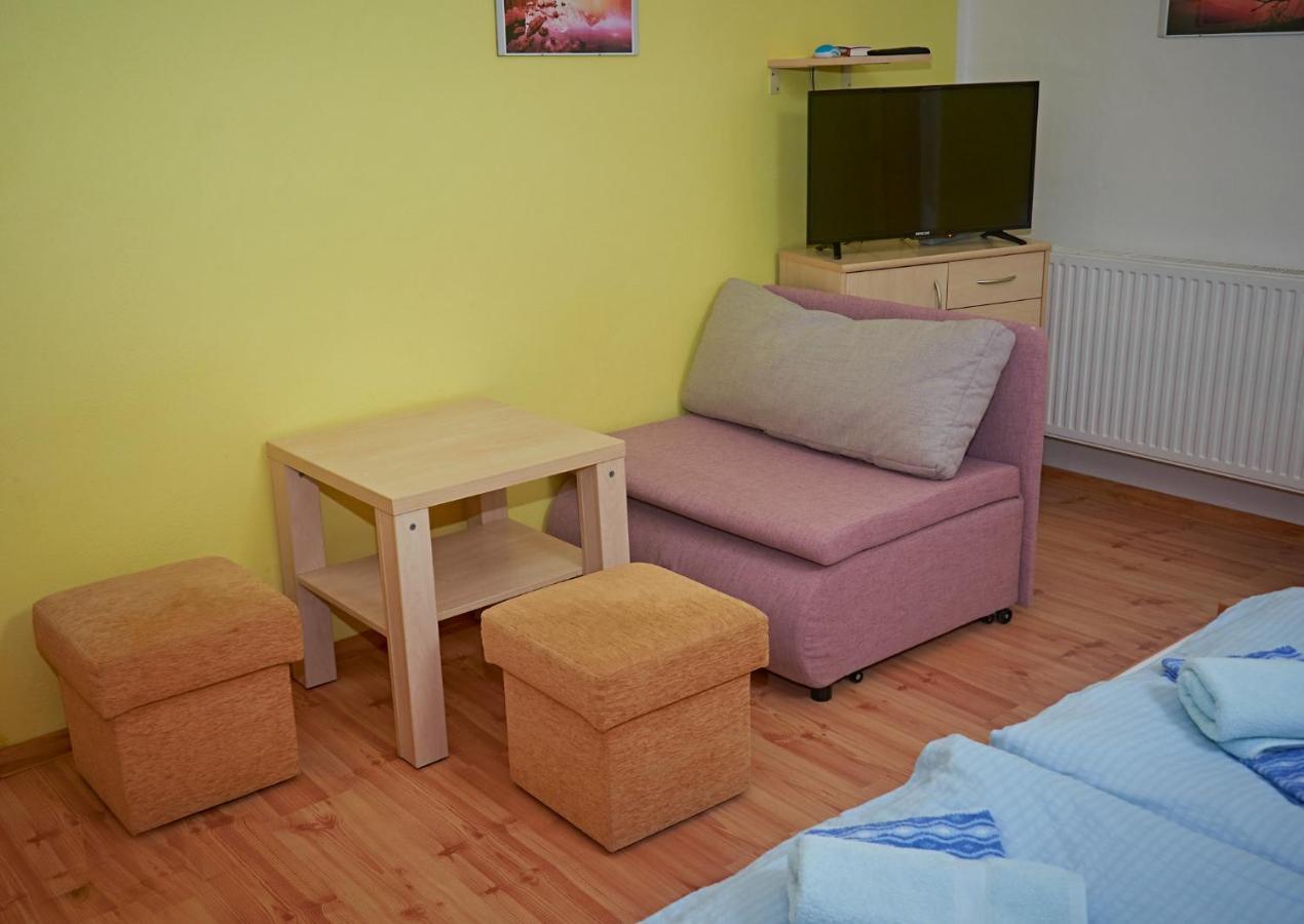 Vila Rhea Važec Eksteriør bilde