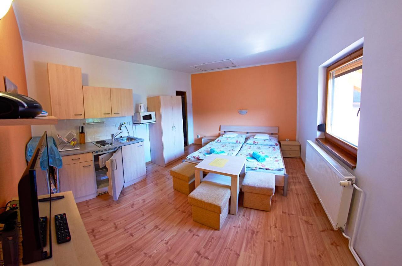 Vila Rhea Važec Eksteriør bilde