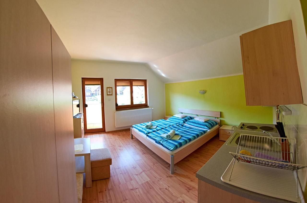 Vila Rhea Važec Eksteriør bilde